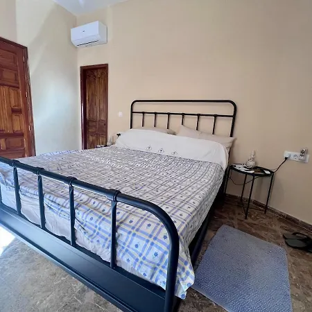 Renovated Townhouse Holiday home *