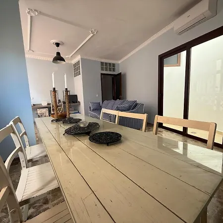 Renovated Townhouse Holiday home