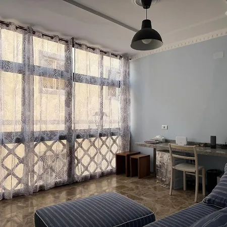 Renovated Townhouse *